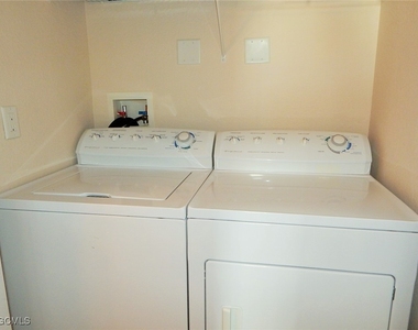 1113 Van Loon Commons Circle - Photo Thumbnail 13