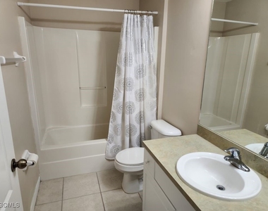 2023 Nw 3rd Terrace - Photo Thumbnail 5