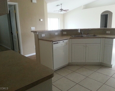 2023 Nw 3rd Terrace - Photo Thumbnail 2