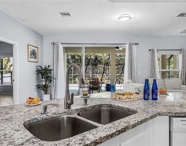 2649 Sw 32nd Street - Photo Thumbnail 6