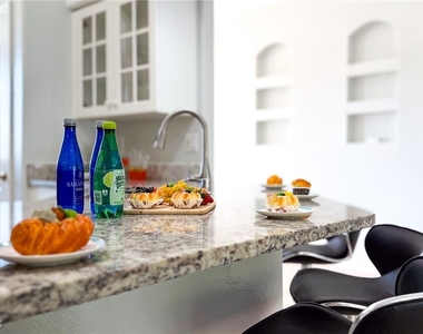 2649 Sw 32nd Street - Photo Thumbnail 7