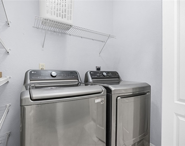 2649 Sw 32nd Street - Photo Thumbnail 22