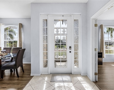 2649 Sw 32nd Street - Photo Thumbnail 4
