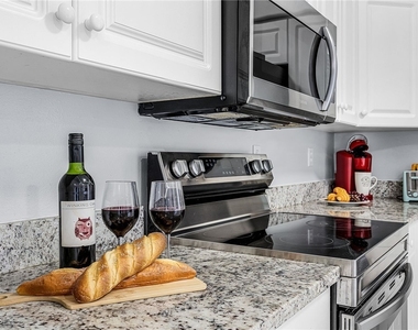 2649 Sw 32nd Street - Photo Thumbnail 8
