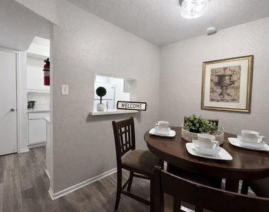 1541 Moritz Drive - Photo Thumbnail 3