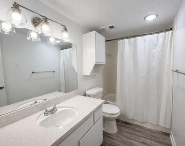 1541 Moritz Drive - Photo Thumbnail 4