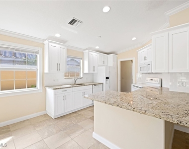 7539 Novara Court - Photo Thumbnail 8