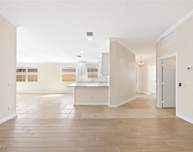 7539 Novara Court - Photo Thumbnail 12