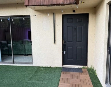 5236 Cedarbend Drive - Photo Thumbnail 2