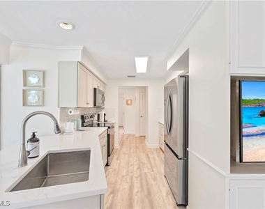 2125 Marina Drive - Photo Thumbnail 11