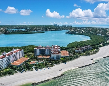 2000 Royal Marco Way - Photo Thumbnail 31