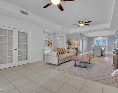 2000 Royal Marco Way - Photo Thumbnail 3