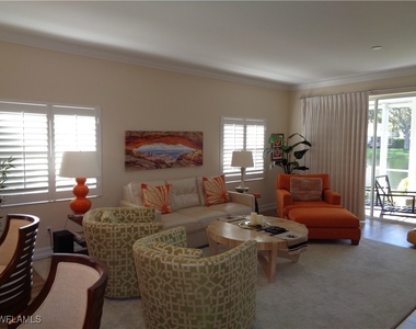 6190 Reserve Circle - Photo Thumbnail 7