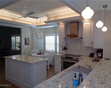 6190 Reserve Circle - Photo Thumbnail 6