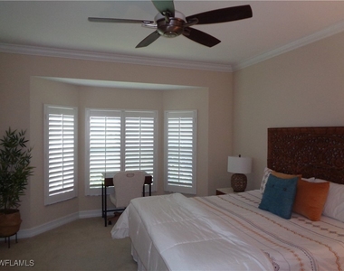 6190 Reserve Circle - Photo Thumbnail 13