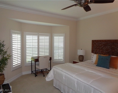 6190 Reserve Circle - Photo Thumbnail 12