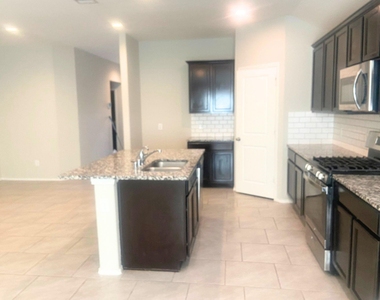 8310 Rose Petals Lane - Photo Thumbnail 7