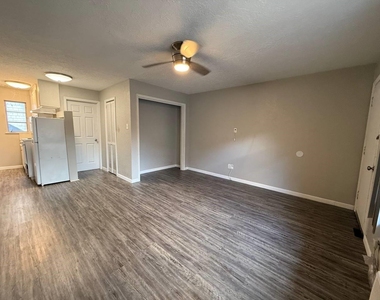 2501 Yoakum Boulevard - Photo Thumbnail 21