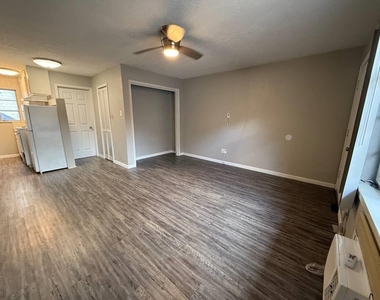 2501 Yoakum Boulevard - Photo Thumbnail 7