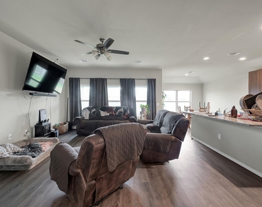 15127 Willow Tree Lane - Photo Thumbnail 6
