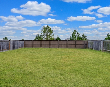 15127 Willow Tree Lane - Photo Thumbnail 35