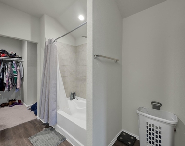 15127 Willow Tree Lane - Photo Thumbnail 22