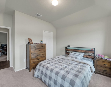 15127 Willow Tree Lane - Photo Thumbnail 28