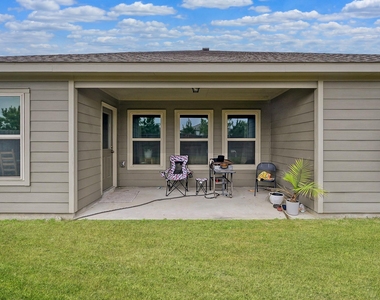 15127 Willow Tree Lane - Photo Thumbnail 30