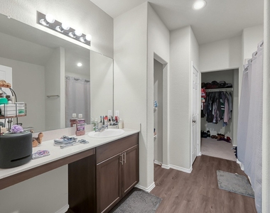 15127 Willow Tree Lane - Photo Thumbnail 20