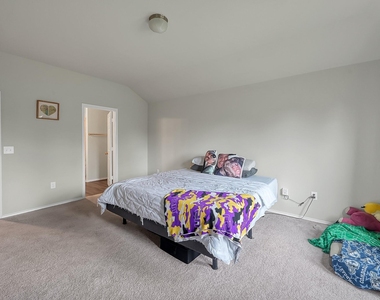 15127 Willow Tree Lane - Photo Thumbnail 18