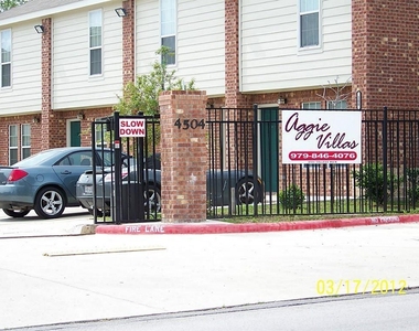 4504 College Main Street - Photo Thumbnail 1