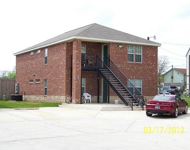 4504 College Main Street - Photo Thumbnail 11