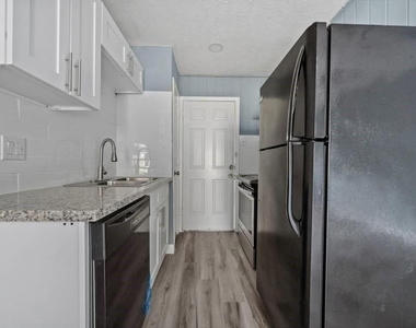 3425 Nettleton Street - Photo Thumbnail 5