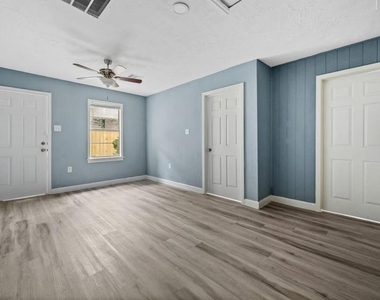 3425 Nettleton Street - Photo Thumbnail 8