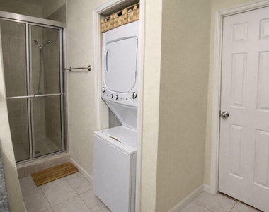 10049 Westpark Drive - Photo Thumbnail 11