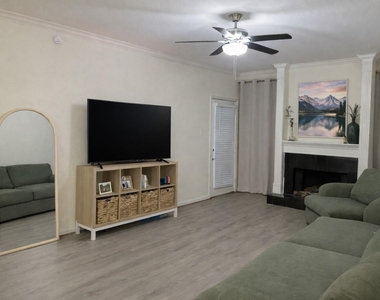 10049 Westpark Drive - Photo Thumbnail 3