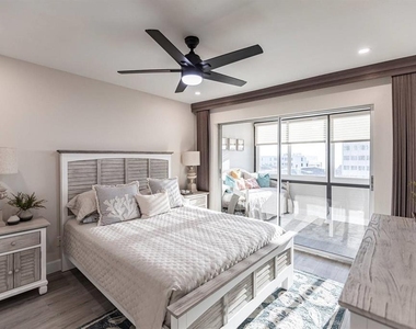 1125 W Peppertree Drive - Photo Thumbnail 19