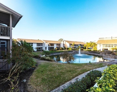 1125 W Peppertree Drive - Photo Thumbnail 24