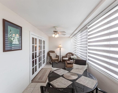 1125 W Peppertree Drive - Photo Thumbnail 20