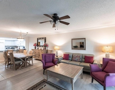1125 W Peppertree Drive - Photo Thumbnail 3