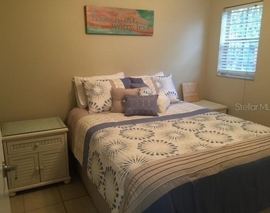 7710 Bayshore Drive - Photo Thumbnail 5