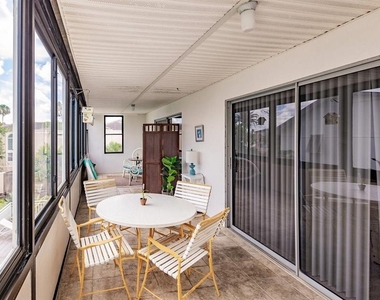 1055 W Peppertree Drive - Photo Thumbnail 23