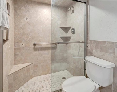 1125 W Peppertree Drive - Photo Thumbnail 20