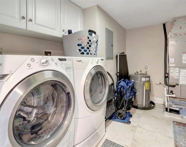 1125 W Peppertree Drive - Photo Thumbnail 25