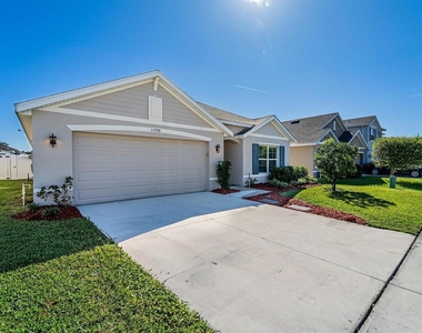 13748 Wineberry Drive - Photo Thumbnail 2