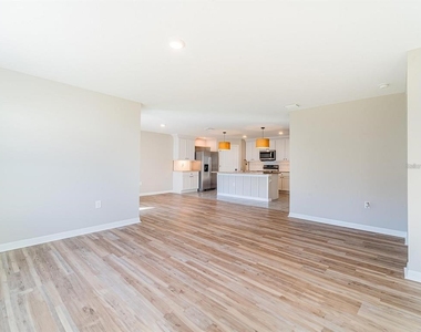 13748 Wineberry Drive - Photo Thumbnail 14