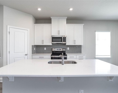 10179 Gliding Eagle Way - Photo Thumbnail 3