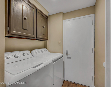 550 Clay Avenue - Photo Thumbnail 23