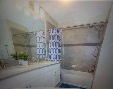 4976 Windermere Avenue - Photo Thumbnail 8