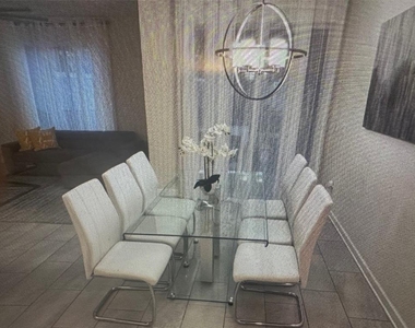 4976 Windermere Avenue - Photo Thumbnail 2